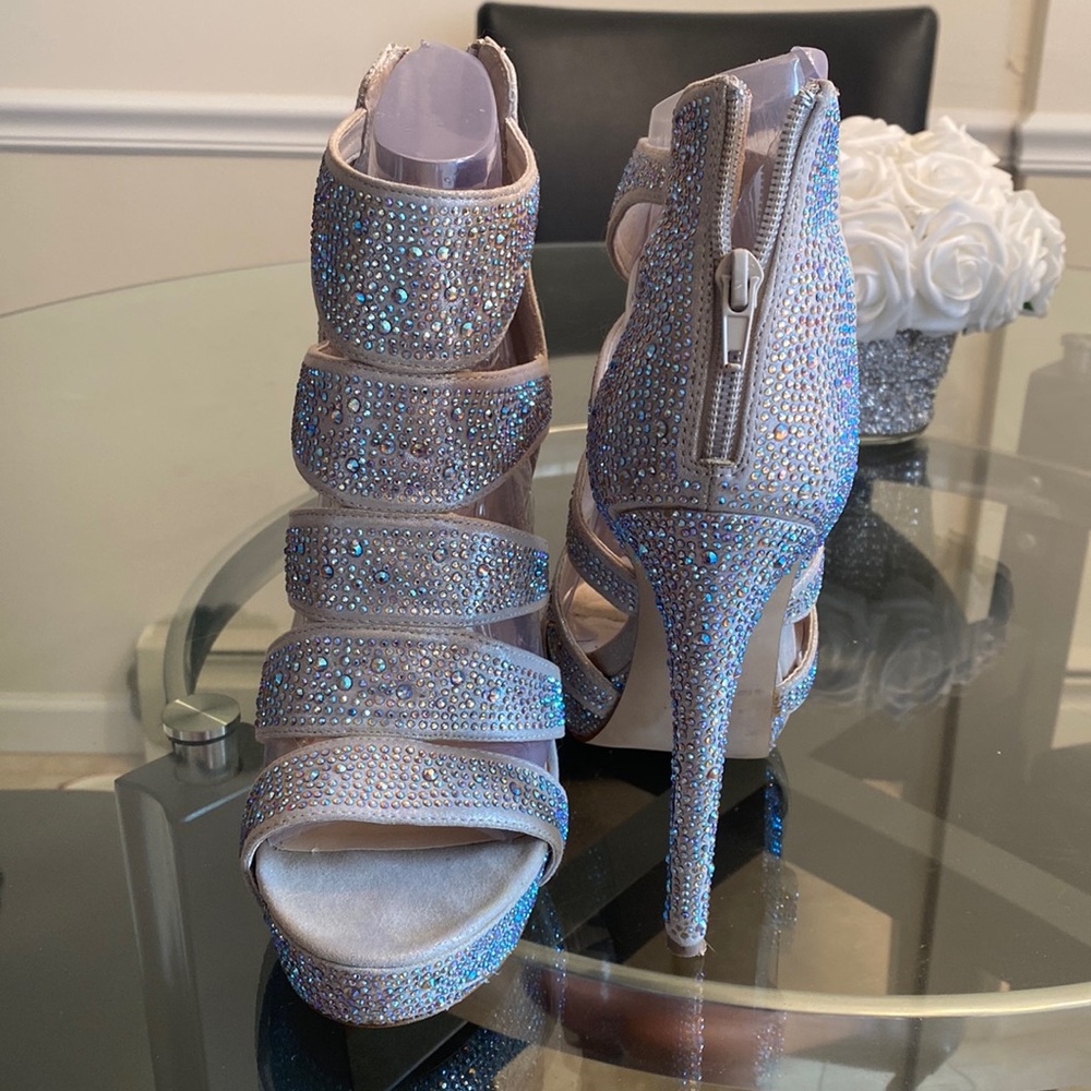 Steve Madden Spycee platform studded heels
